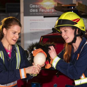 Szenenfoto aus Bei der Feuerwehr wird der Kaffee kalt
